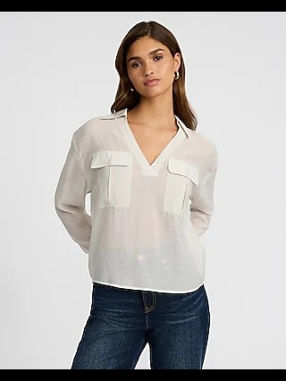 NwT Express Light Cream V-Neck Long-Sleeve Pocket Blouse Size Med